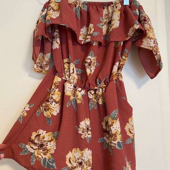 Floral Romper - Picture 1 of 3